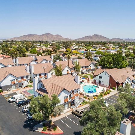 Metro Phx Upstairs 2Bd Sleeps 6 Heated Pool No Pets Allowed 凤凰城 外观 照片