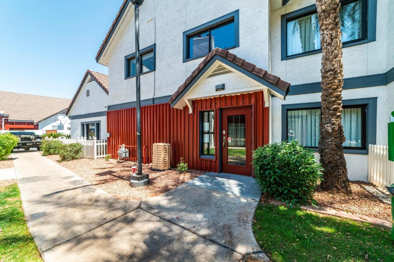 Metro Phx Upstairs 2Bd Sleeps 6 Heated Pool No Pets Allowed 凤凰城 外观 照片
